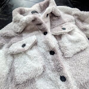 SHEIN Fleece Sherpa Check Jacket Small Relaxed Teddy Bear Comfy Chic Minimalist